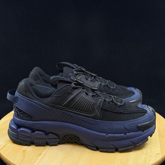 Nike Zoom Vomero Roam Size 10.5W/ 9M HQ2181-400 Midnight Navy/Black Sneakers main image 4